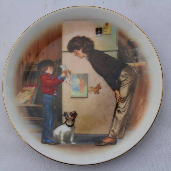 Avon Special Memories Mothers Day 1985 Plate Small - Picture 1 of 4